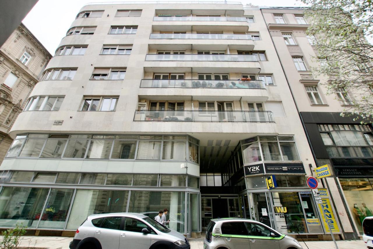 Standard Apartment By Hi5 - Petofi 12 Budapest Eksteriør billede